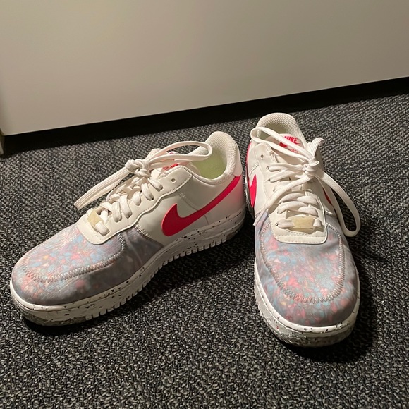 Pink/white air force one - Picture 1 of 5